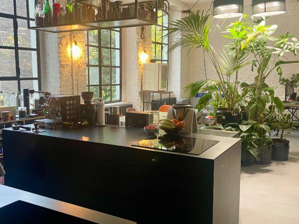 Schreibtischplatz in Köln (Neustadt-Süd) – Stylisches Loft-Büro in Bürogemeinschaft in Köln-Neustadt-Süd — Bild 3