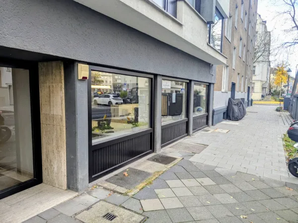 Schreibtischplatz in Düsseldorf (Pempelfort) – Ruhige Bürogemeinschaft in Düsseldorf-Pempelfort — Bild 1