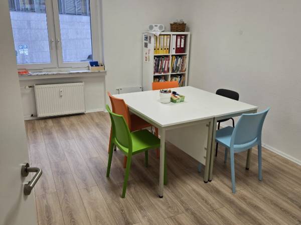 Professionelle Bürogemeinschaft in Düsseldorf Oberbilk — Bild 6
