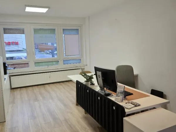 Abschließbares Büro in Düsseldorf (Oberbilk) – Professionelle Büroräume in Bürogemeinschaft in Düsseldorf-Oberbilk — Bild 1