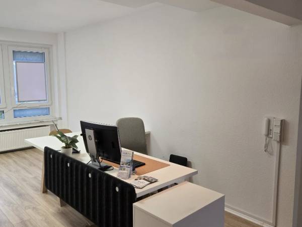 Professionelle Bürogemeinschaft in Düsseldorf Oberbilk — Bild 2