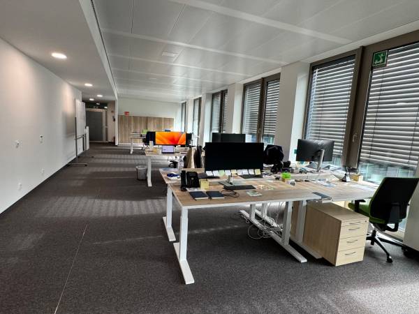 Moderne Bürogemeinschaft im Neubau in München-Feldmoching-Hasenbergl — Bild 1