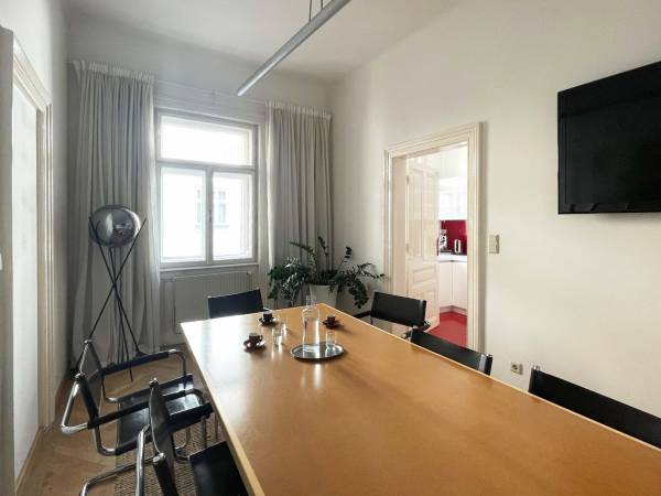 ARBEITEN AM KARMELITERPLATZ — Bild 2