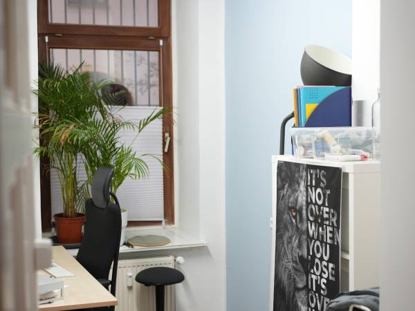 Büroraum in kreativer Bürogemeinschaft in Berlin-Kreuzberg — Bild 3
