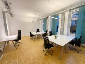 Vollmöbliertes Büroraum 35m2 / 8 Arbeitsplätze – 3 Min. vom Altona Hbf