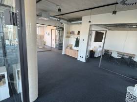 Modernes, komplett möbliertes Büro in Neubau In Leverkusen