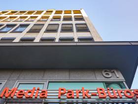 Bürofläche mit Blick auf den Kölner Dom sucht Nachmieter