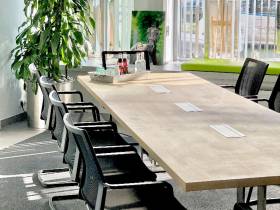 Bürofläche mit Blick auf den Kölner Dom sucht Nachmieter