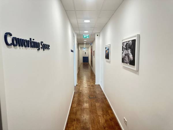 Professionelle Geschäftsadresse in modernem Business Center in — Bild 4