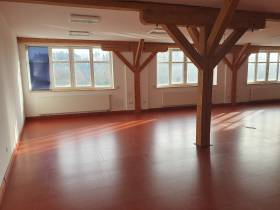 Moderner, heller Büroraum mit 127,63 m³