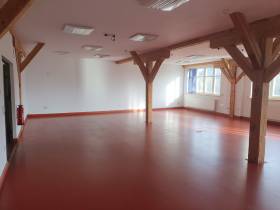 Moderner, heller Büroraum mit 127,63 m³