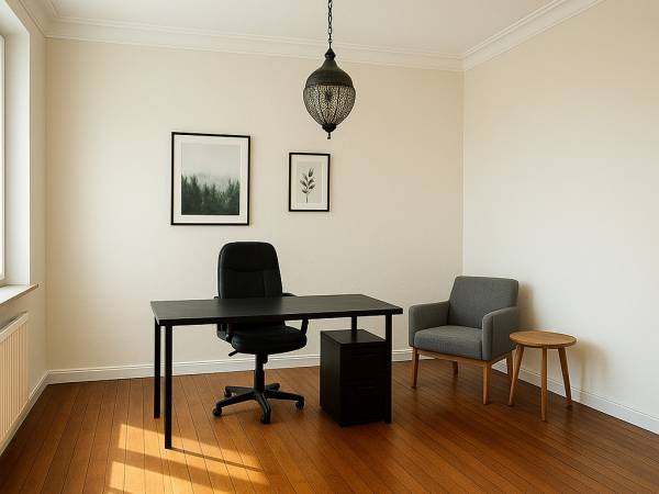 Helle Bürogemeinschaft im Herzen des Rodenhofs, Saarbrücken — Bild 1