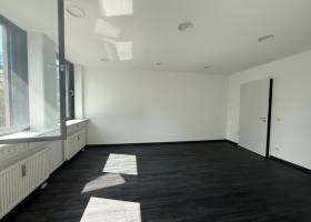 Büro 9