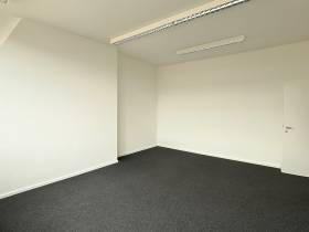 Büroraum in Marketingagentur in zentraler Lage - All-in-Miete