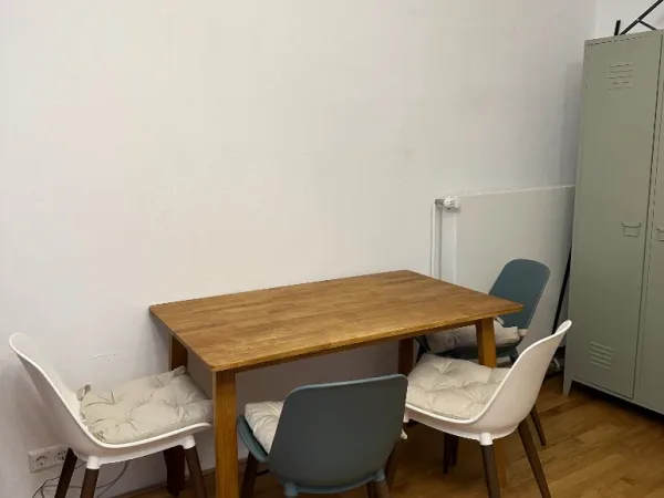 Schreibtischplatz in Hannover (Linden - Nord) – Kreative Bürogemeinschaft im Altbau in Linden-Nord — Bild 5