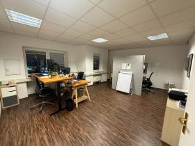 Abschließbarer Büroraum in Agentur auf der Schanze