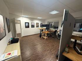 Abschließbarer Büroraum in Agentur auf der Schanze