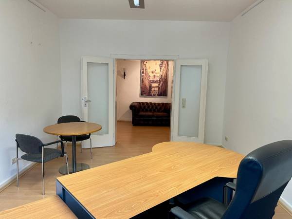 Repräsentatives Einzelbüro in Bürogemeinschaft in Frankfurt am Main — Bild 1