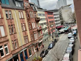 Ruhiges Einzelbüro in Bürogemeinschaft in Frankfurt Nordend-West