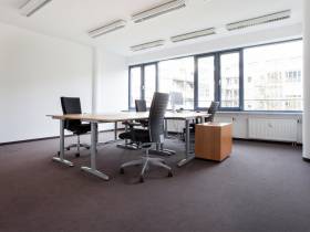 schöner, heller Büroraum in Bürogemeinschaft
