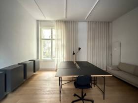 Büroflächen mit eigenem Hauptzugang und 60 m2 Gemeinschaftsfläche