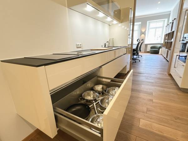 Stilvolle Bürogemeinschaft im Altbau in Augsburg Zentrum — Bild 5