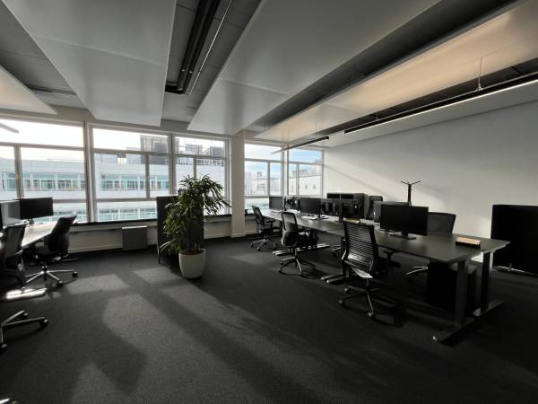 Moderne Büros, flexible Arbeitsplätze und Meetingräume — Bild 5