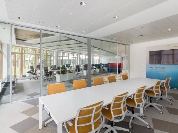 Ruhige Bürogemeinschaft mit Fitnessstudio in Nürnberg-Schafhof — Bild 2