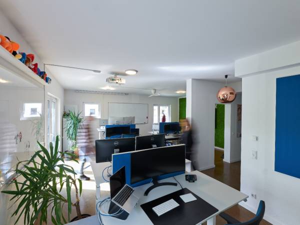 Bürofläche in Köln (Ehrenfeld) – Ruhige Tageslicht-Bürogemeinschaft in Köln-Ehrenfeld — Bild 2