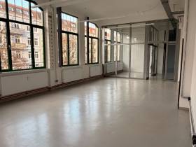 Dein neuer Platz für Kreativität und Fokus – Wir suchen Untermieter! 