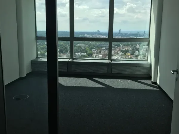 Abschließbares Büro in Offenbach am Main (Frankfurt-Ost) – Moderne Einzelbüros in Offenbach, Frankfurt-Ost — Bild 1