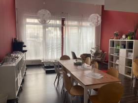 Laden/ Büro/ Gewerbe-Fläche im Zentrum (Bayr. Bahnhof)