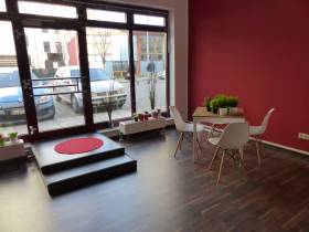 Laden/ Büro/ Gewerbe-Fläche im Zentrum (Bayr. Bahnhof)