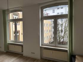 Helles Büro in zentraler Lage – Mitnutzung von Empfang & Besprechung