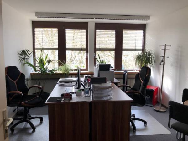 Flexible Büros und Lagerflächen in Stuttgart-Stammheim — Bild 2