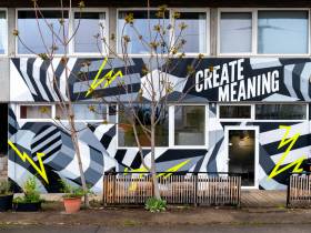 Freier Arbeitsplatz in kreativer Bürogemeinschaft / Stuttgart