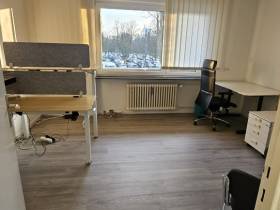Büroraum in Bürogemeinschaft kurzfristig zu vermieten