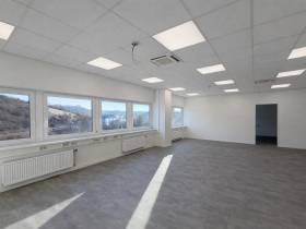 50 m² Einzelbüros bis 440 m² Büroflächen im Gewerbepark Rottal in Rottendorf - Optional Hallenfläche buchbar