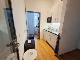 3 feste Schreibtischplätze in Berlin-Mitte