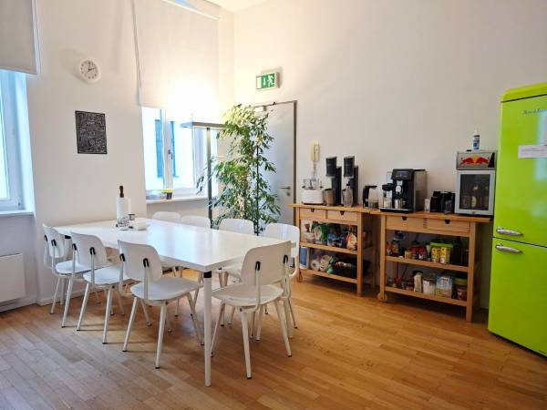 Schreibtischplatz in Berlin (Mitte) – Moderne, hundefreundliche Bürogemeinschaft in Berlin-Mitte — Bild 4