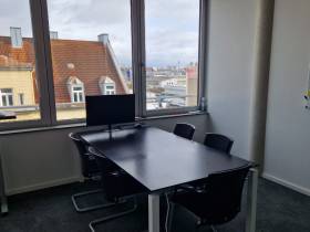 Arbeitsplatz / Einzelbüros, ab sofort