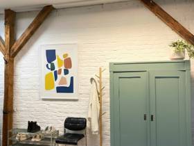 Schreibtischplätze in 80qm Büro ruhige Lage