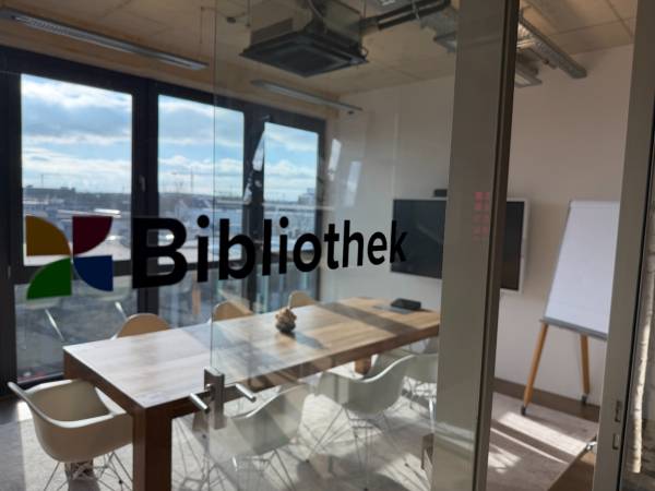 Helle & moderne Büroräume in kreativer Bürogemeinschaft in — Bild 7