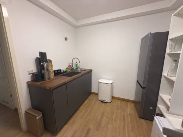 Schreibtischplatz in Berlin (Prenzlauer Berg) – Helle Bürogemeinschaft im Herzen von Berlin Prenzlauer Berg — Bild 5