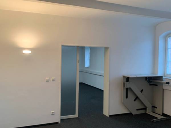 Abschließbares Büro in Berlin (Friedrichshain) – Repräsentative Bürofläche im schönen Altbau in Berlin-Friedrichshain — Bild 6