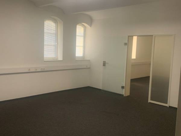 Abschließbares Büro in Berlin (Friedrichshain) – Repräsentative Bürofläche im schönen Altbau in Berlin-Friedrichshain — Bild 7