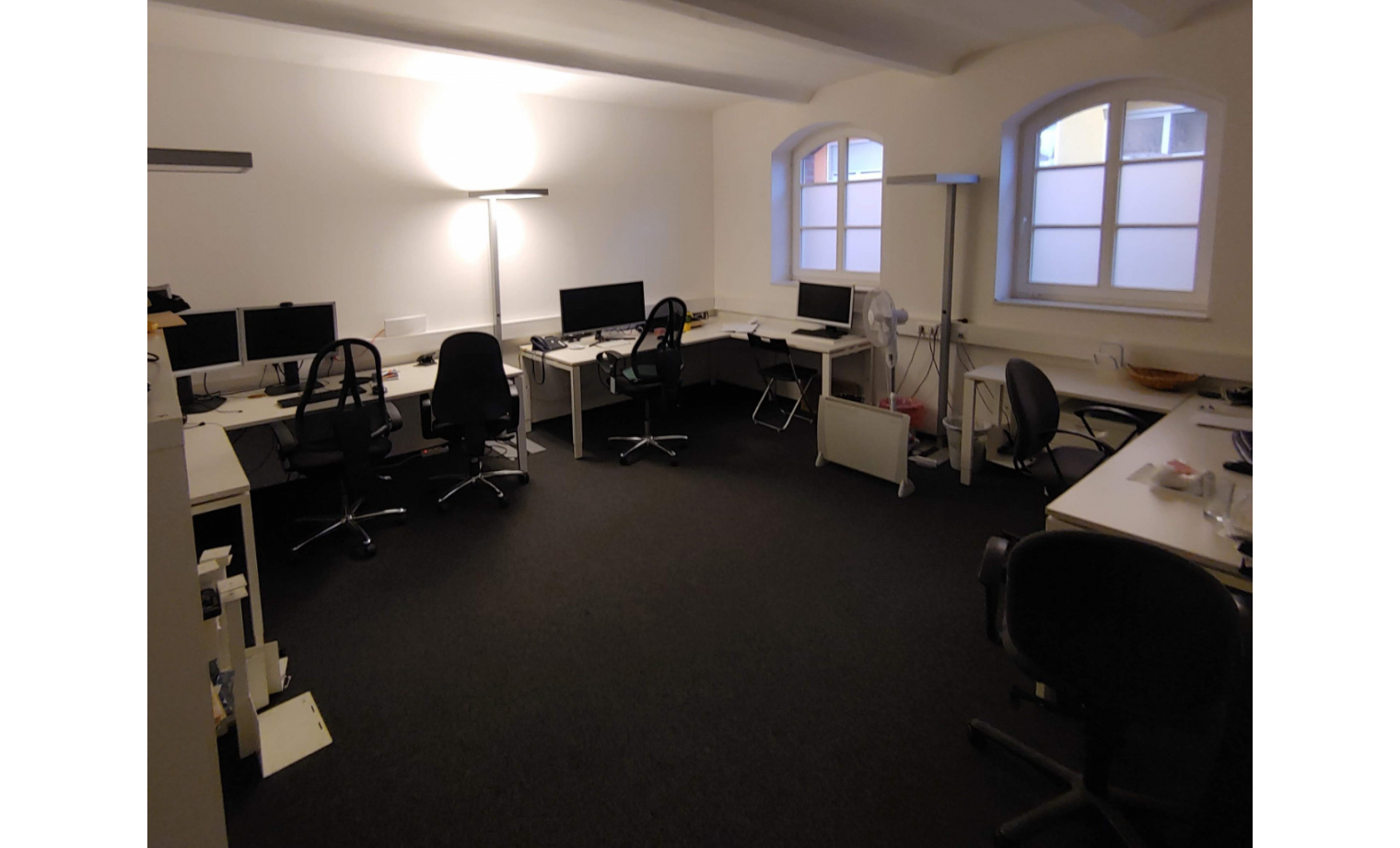 Büro mieten Straße der Pariser Kommune Berlin Friedrichshain