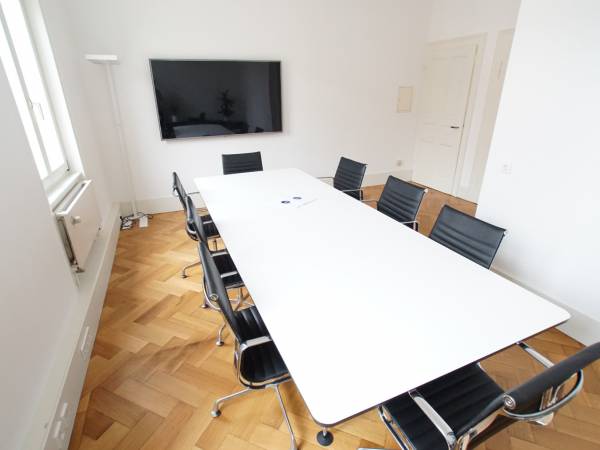 Zentrale Bürogemeinschaft im Heusteigviertel, Stuttgart — Bild 4