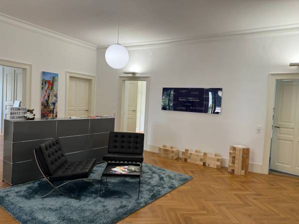 Zentrale Bürogemeinschaft im Heusteigviertel, Stuttgart — Bild 5