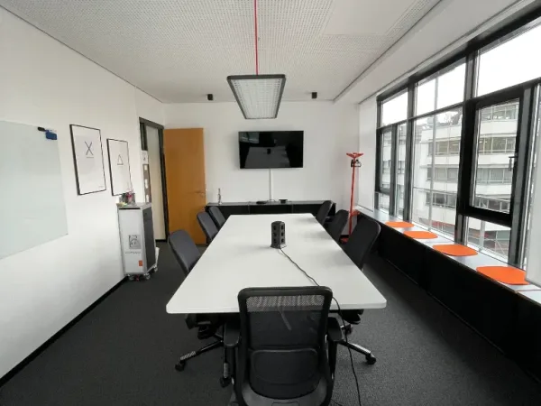 Abschließbares Büro in Stuttgart (Neue Vorstadt) – Büro & Meetingraum in Stuttgart Stadtmitte - flexibel buchbar — Bild 4